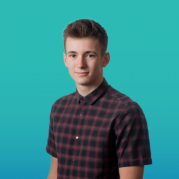 Kyron Smith | Sales Associate